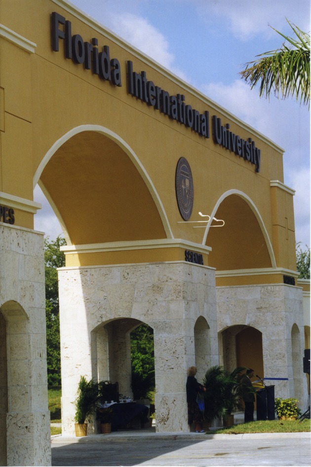 Modesto A. Maidique Campus Eight Street Entrance